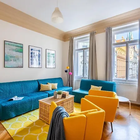 Grand Deluxe Vip Apartment Prague Exterior photo